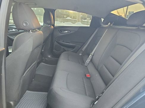 Used 2021 Chevrolet Malibu RS image 36