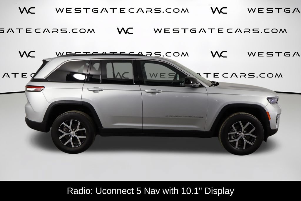 Used 2025 Jeep Grand Cherokee Limited AWD/4WD image 5