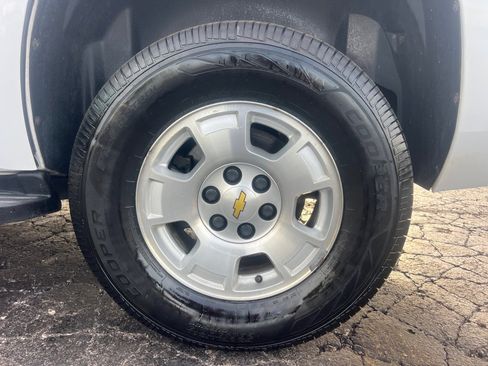 Used 2013 Chevrolet Tahoe LT AWD/4WD image 46