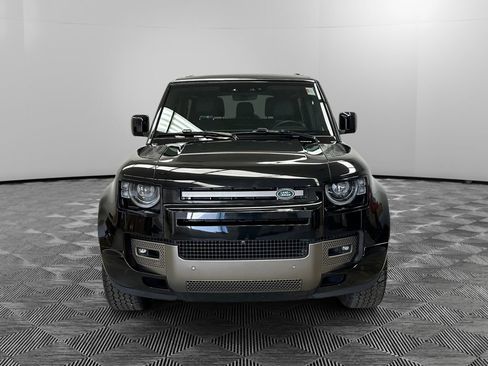 Used 2024 Land Rover Defender 90 X-Dynamic SE AWD/4WD image 8