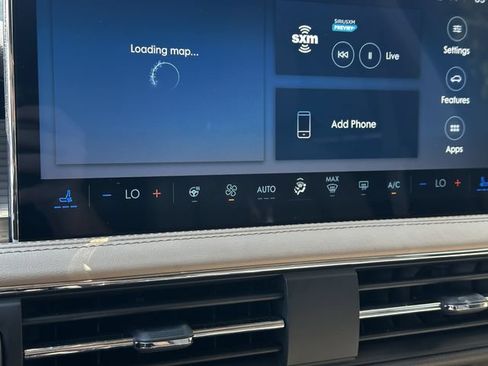 Certified 2024 Lincoln Corsair AWD w/ Equipment Group 101A image 23