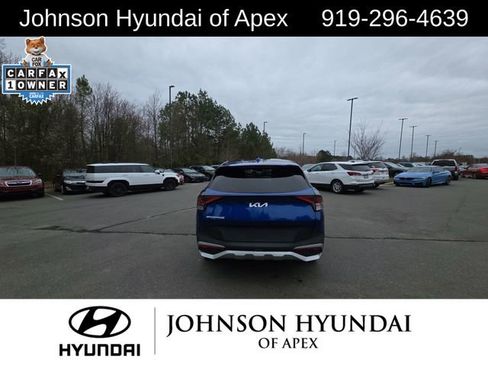 Used 2024 Kia Sportage EX image 16