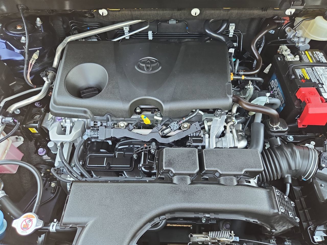 Used 2020 Toyota RAV4 Limited FWD image 31