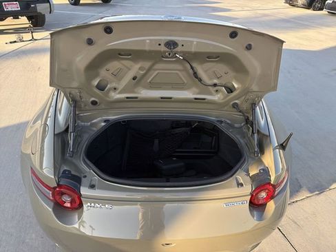 Used 2024 MAZDA MX-5 Miata RF Grand Touring RWD image 25