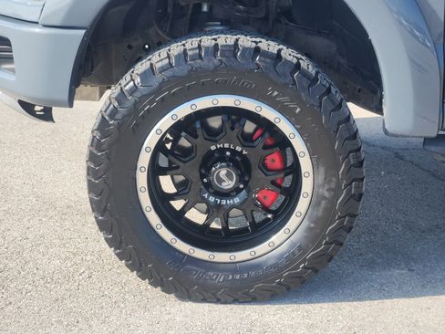 Used 2019 Ford F150 Lariat w/ Equipment Group 502A Luxury AWD/4WD image 10