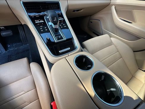 Certified 2023 Porsche Panamera RWD image 35
