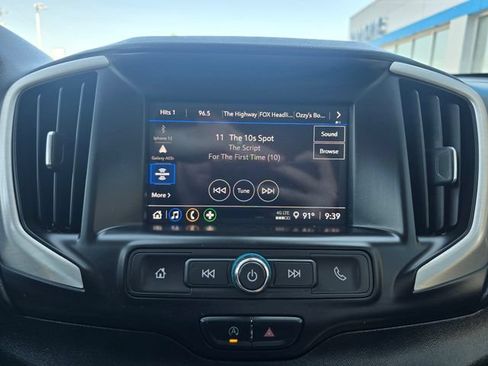 Used 2023 GMC Terrain SLE w/ LPO, Floor Liner Package AWD/4WD image 19