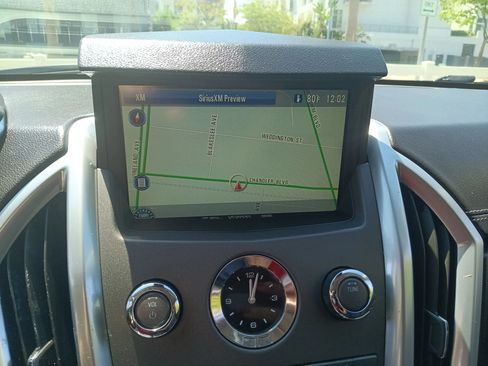 Used 2010 Cadillac SRX Luxury FWD image 19