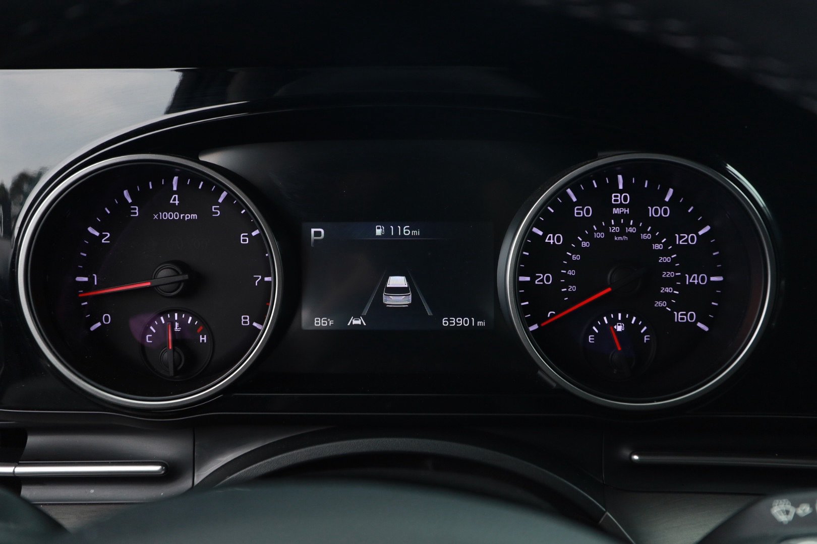Used 2024 Kia Carnival EX FWD image 13