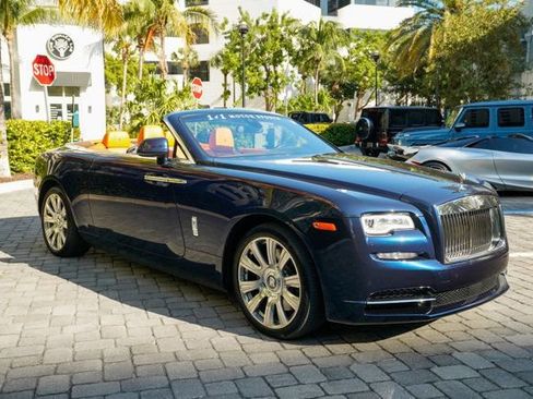 Used 2016 Rolls-Royce Dawn image 37