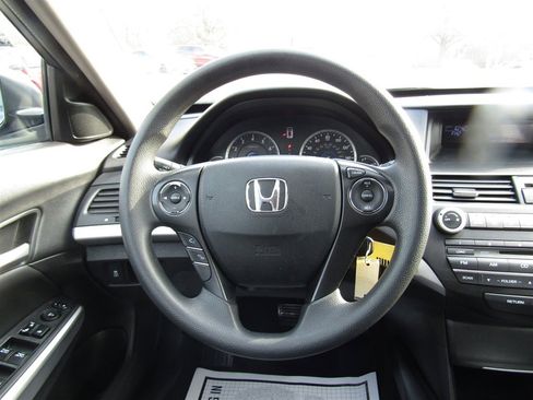 Used 2013 Honda Crosstour EX image 27