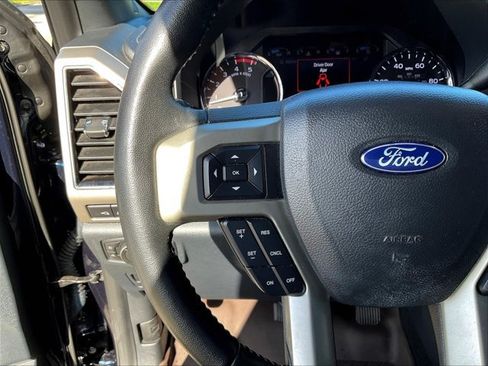 Used 2022 Ford F250 Lariat w/ Tremor Off-Road Package AWD/4WD image 19