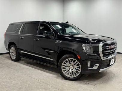 Used 2023 GMC Yukon XL SLT w/ SLT Luxury Package