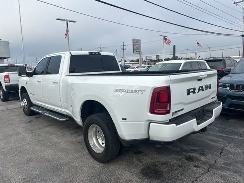 Used 2026 RAM 3500 Laramie w/ Max Tow Package AWD/4WD image 5