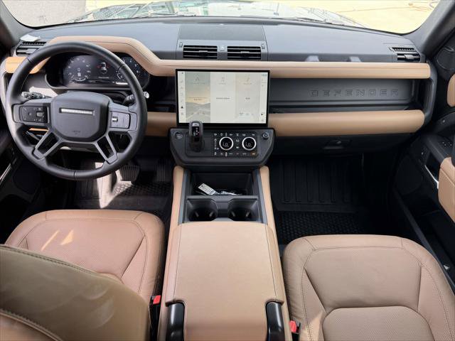 Used 2026 Land Rover Defender 110 X-Dynamic SE AWD/4WD image 16