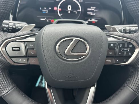 New 2026 Lexus TX 500h AWD image 20