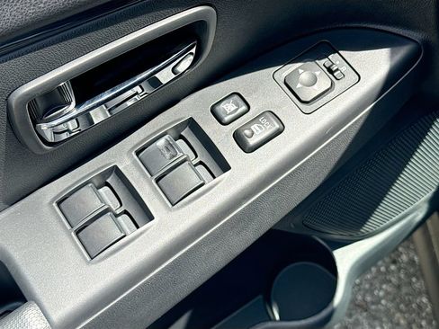 New 2026 Mitsubishi Outlander Sport LE AWD/4WD image 18