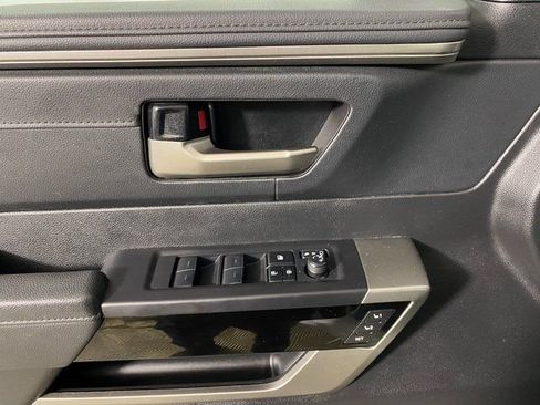 Used 2023 Toyota Tundra Limited image 21