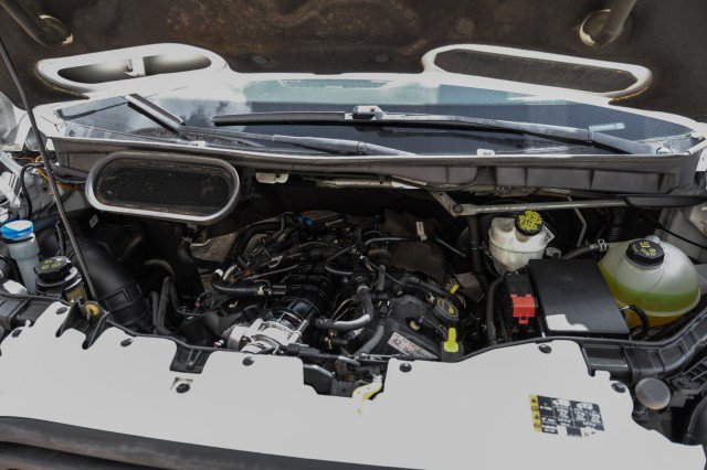 Used 2018 Ford Transit 250 148 Medium Roof RWD image 39