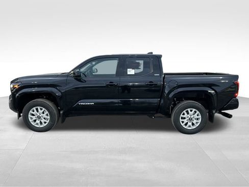 New 2026 Toyota Tacoma SR5 image 2