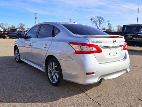 Used 2015 Nissan Sentra SR w/ SR Premium Package image 23