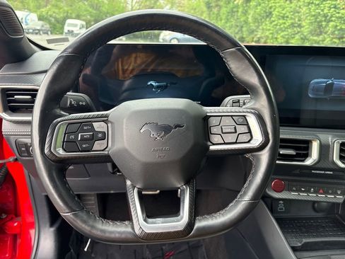 Used 2024 Ford Mustang Premium image 12