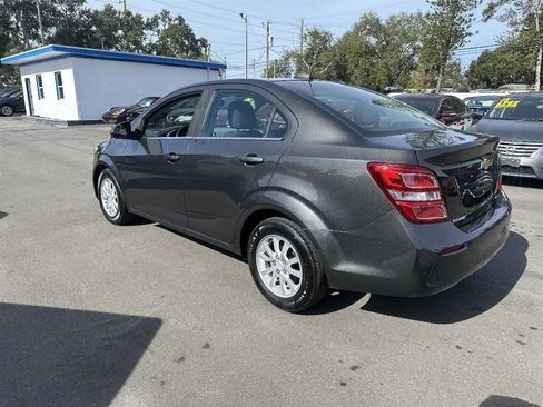 Used 2019 Chevrolet Sonic LT w/ Convenience Package image 6