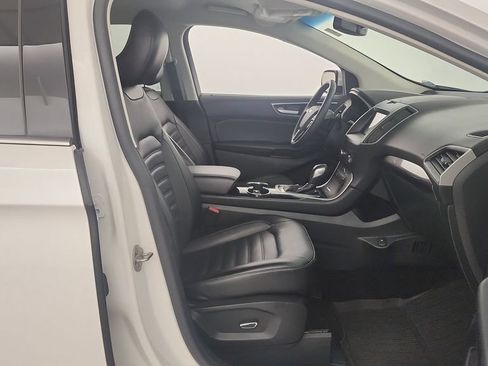 Used 2016 Ford Edge SEL w/ Equipment Group 201A AWD/4WD image 27