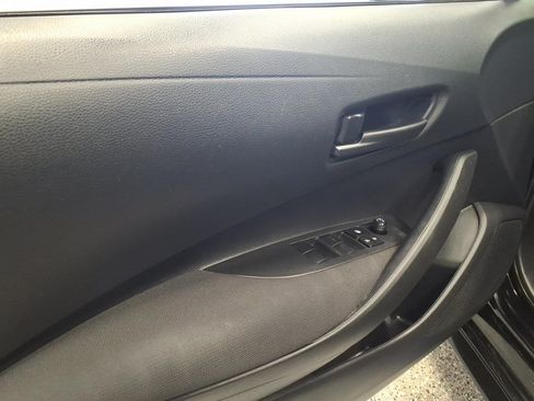 Used 2023 Toyota Corolla LE FWD image 8