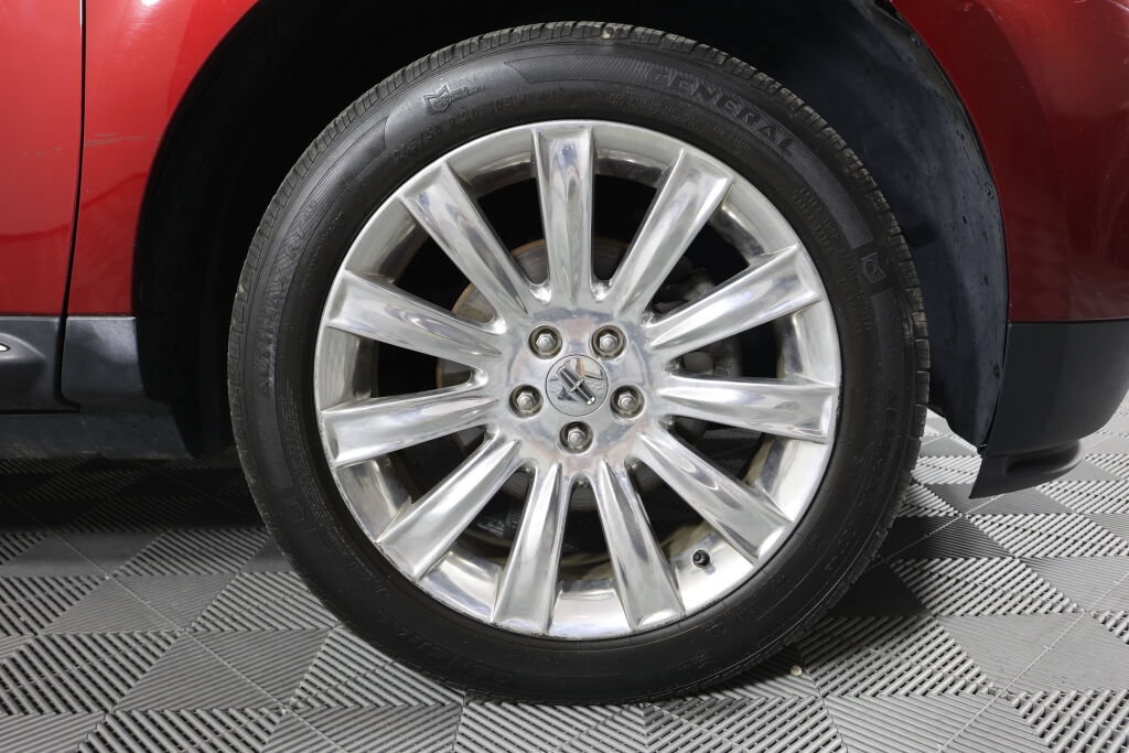 Used 2014 Lincoln MKX AWD w/ Equipment Group 102A image 6