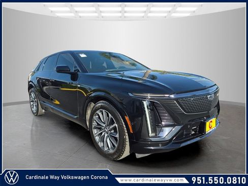 Used 2024 Cadillac Lyriq Sport RWD image 1