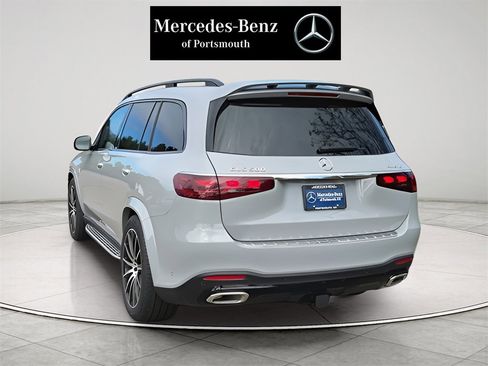 New 2026 Mercedes-Benz GLS 580 4MATIC image 6
