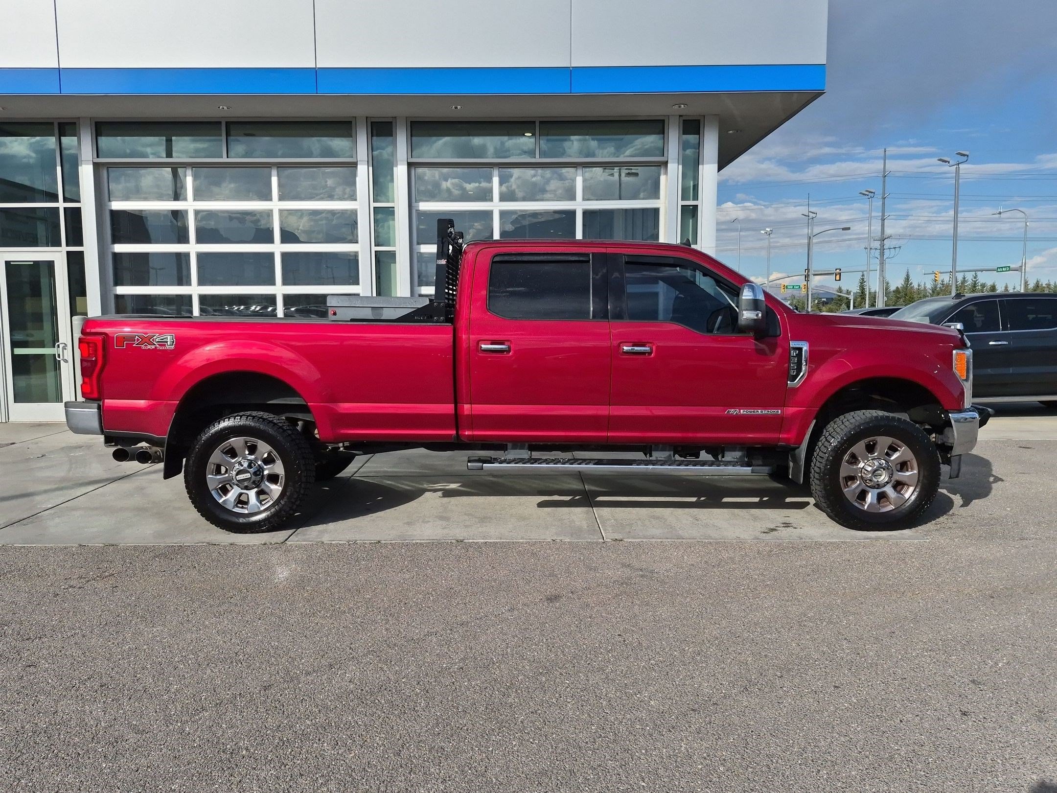 Used 2019 Ford F350 Lariat w/ Lariat Ultimate Package AWD/4WD image 2