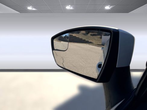 Used 2021 Ford EcoSport SE image 30