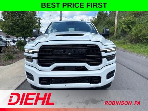 New 2026 RAM 2500 Laramie AWD/4WD image 2