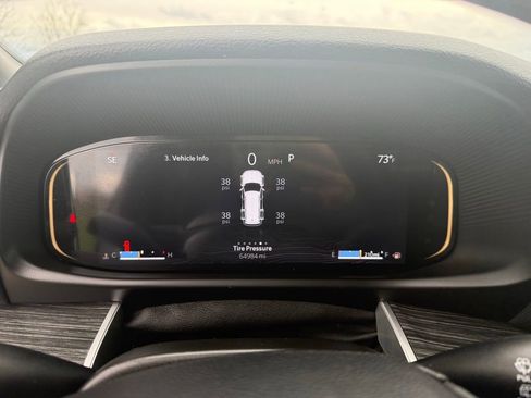 Used 2024 Jeep Wagoneer L Series II w/ Flexible Seating Group image 36