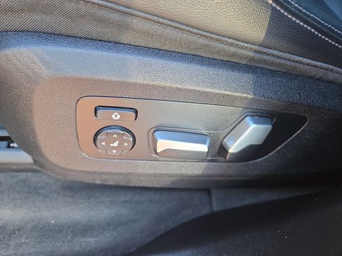 Used 2019 BMW X5 xDrive40i w/ Convenience Package image 31