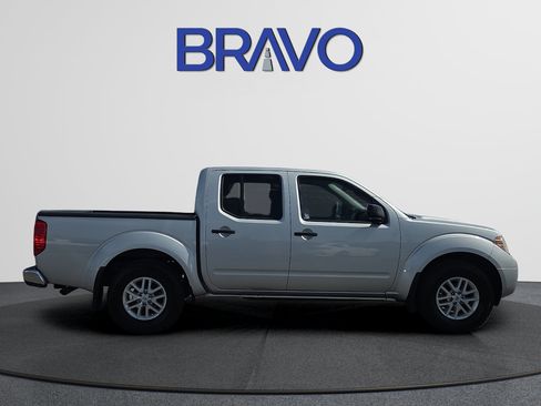 Used 2019 Nissan Frontier SV w/ Value Truck Package RWD image 5