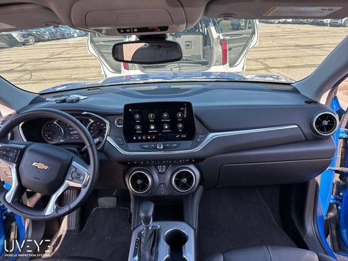 Used 2024 Chevrolet Blazer LT FWD image 5
