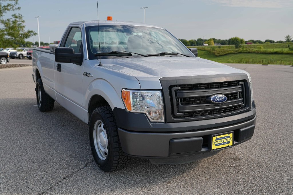 Used 2014 Ford F150 XL w/ Trailer Tow Package RWD image 4