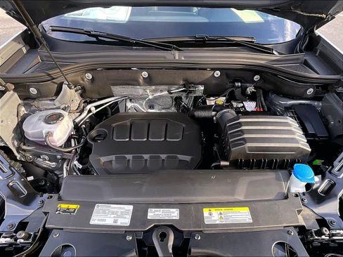 New 2026 Volkswagen Atlas Cross Sport SE image 16