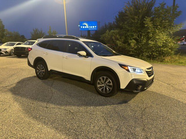 Certified 2022 Subaru Outback Premium AWD/4WD image 10