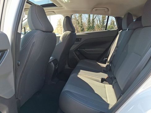 Used 2025 Subaru Crosstrek 2.0i Premium image 10