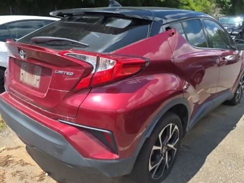 Used 2019 Toyota C-HR Limited FWD image 3