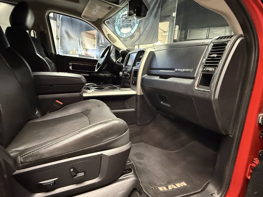 Used 2015 RAM 1500 Laramie w/ Convenience Group AWD/4WD image 20