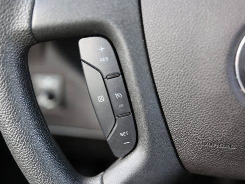 Used 2024 Chevrolet Express 2500 w/ Driver Convenience Package image 32