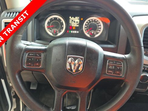Used 2020 RAM 1500 Classic SLT RWD image 8