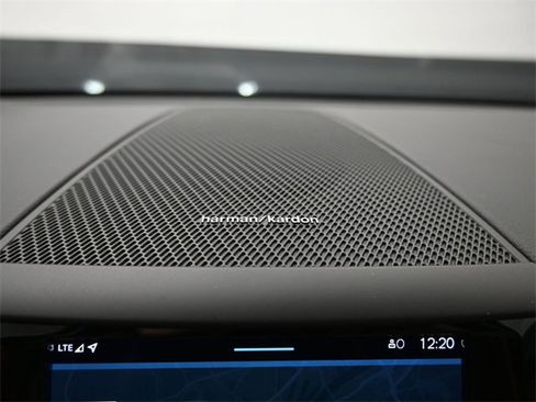 Used 2022 Volvo XC60 B6 Inscription w/ Advanced Package image 31