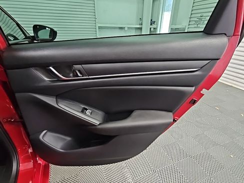 Used 2019 Honda Accord Sport image 34