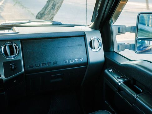 Used 2008 Ford F250 FX4 image 24